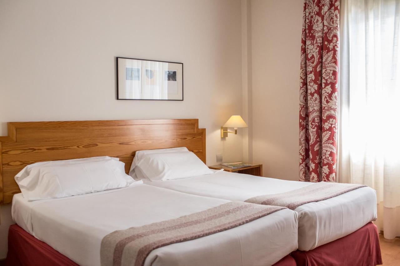 Hotel Vegas Altas Дон Бенито Екстериор снимка