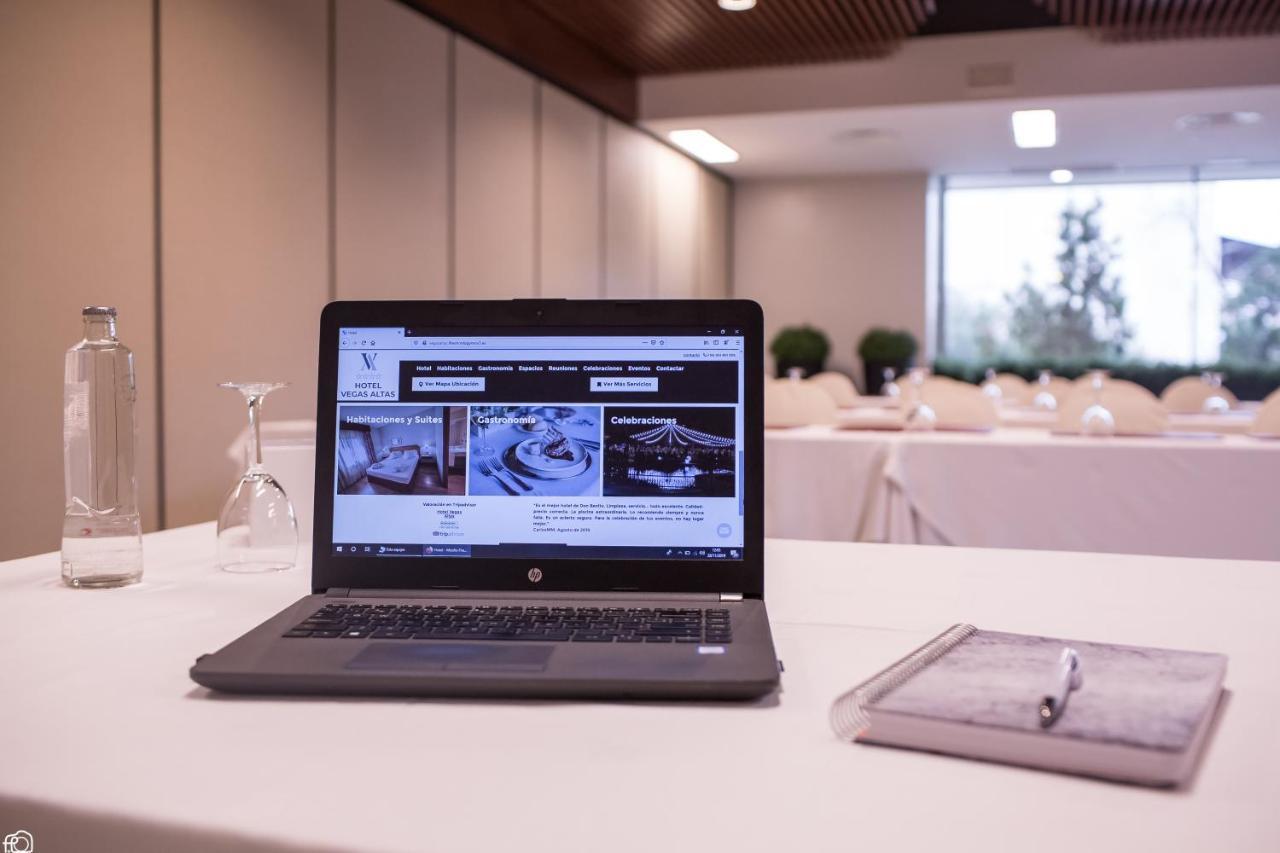 Hotel Vegas Altas Дон Бенито Екстериор снимка